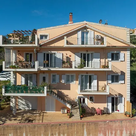 Chrysianna Seaview Apartment